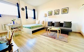 Joli studio proche plage, vieux port&Palais Pharo